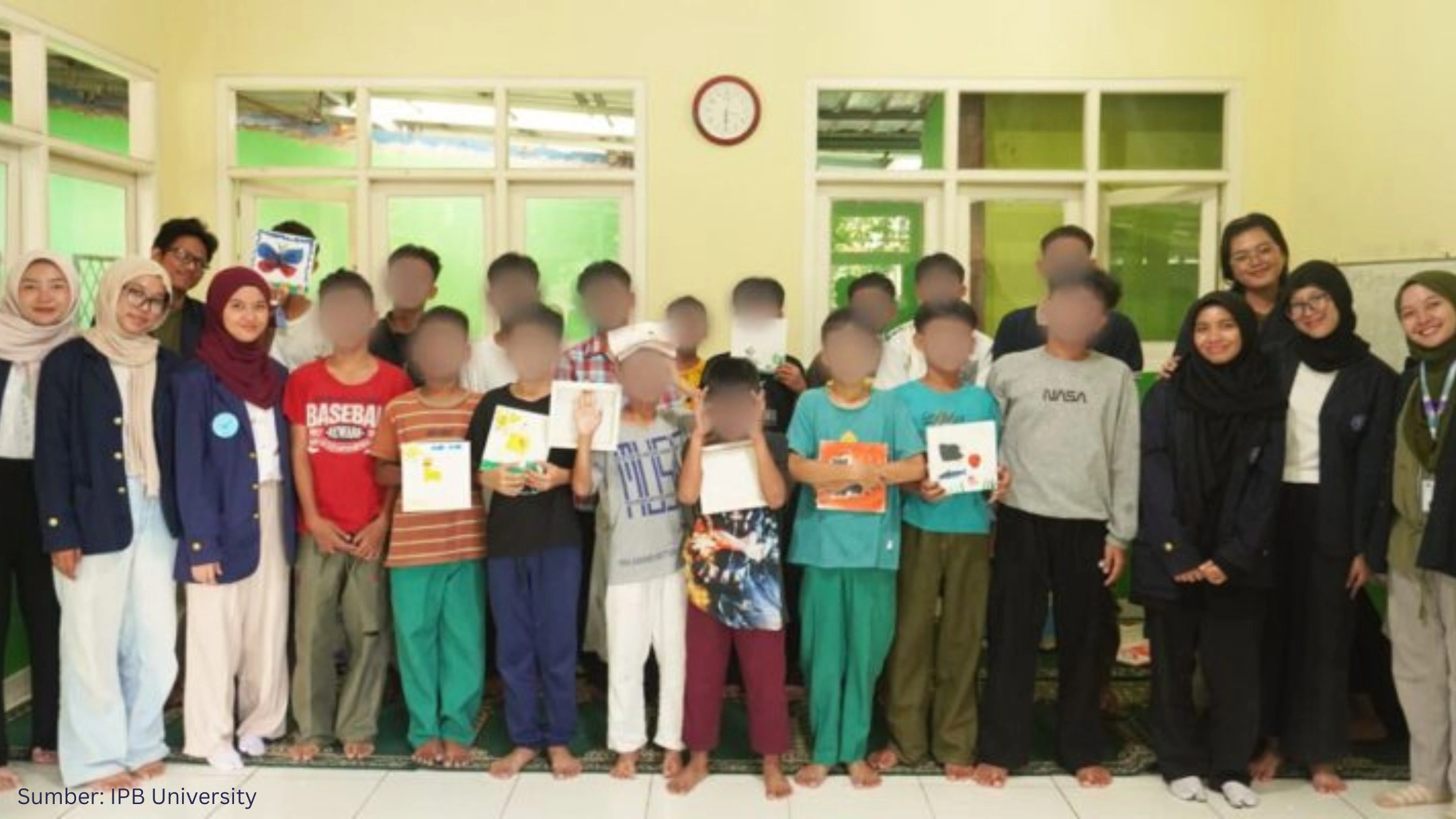 Mahasiswa IPB University Dorong Anak-Anak AMPK Ekspresikan Diri lewat Seni dan Pendekatan Spasial