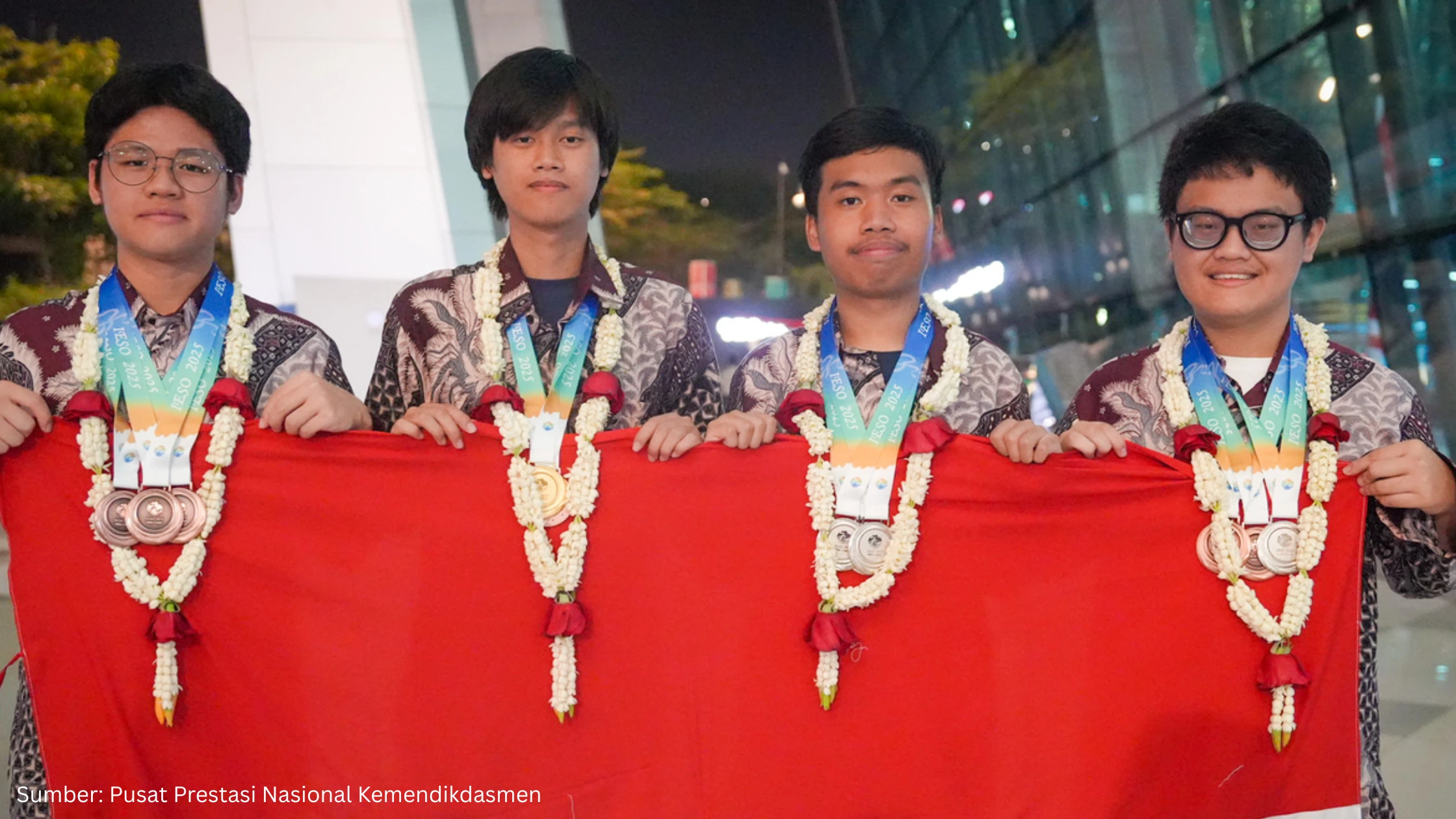 4 Siswa Indonesia Sabet 11 Medali di International Earth Science Olympiad 2025