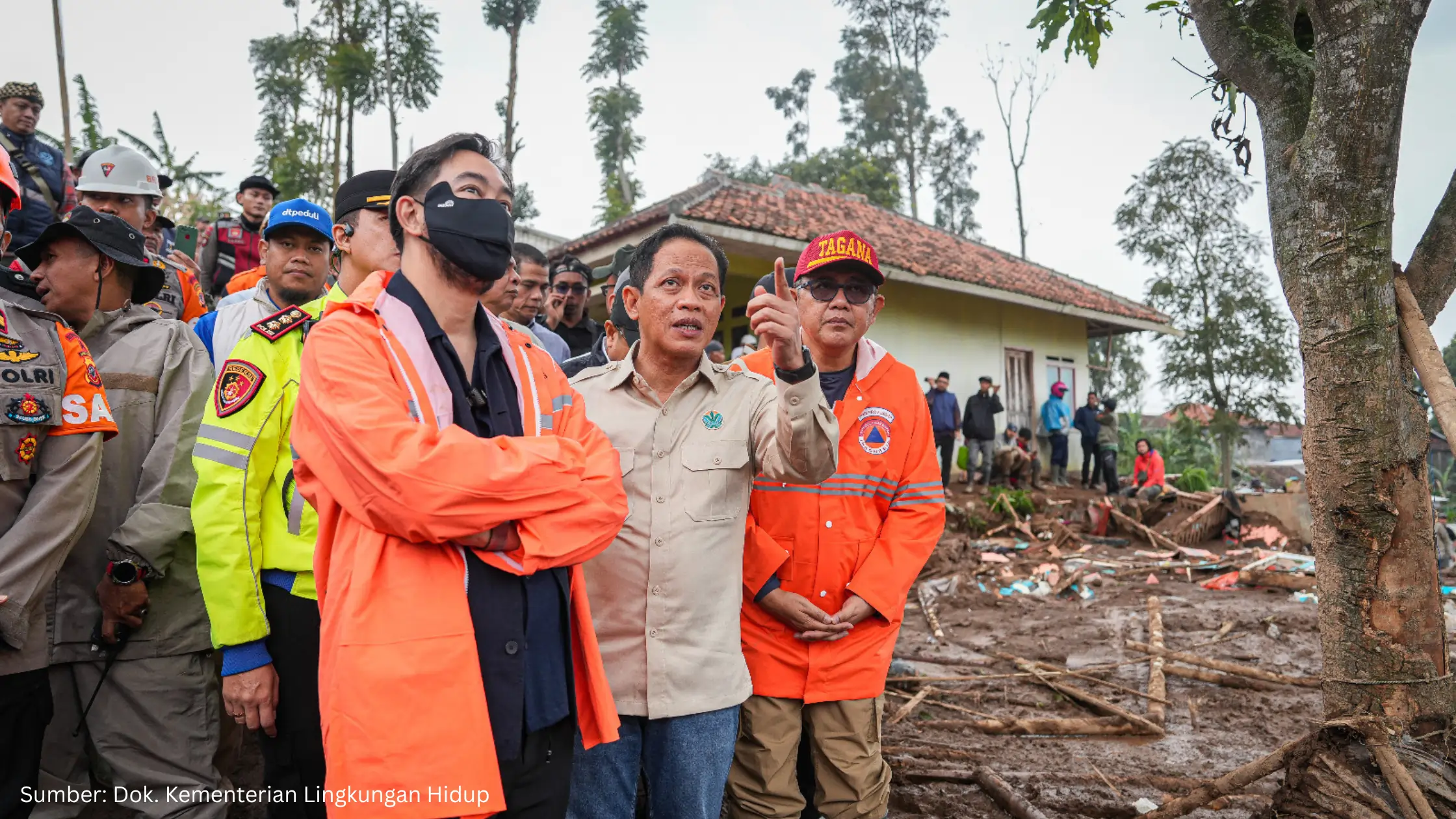 Lahan Rapuh Jadi Sorotan, Menteri LH Desak Penataan Ruang Pasca-Longsor Cisarua