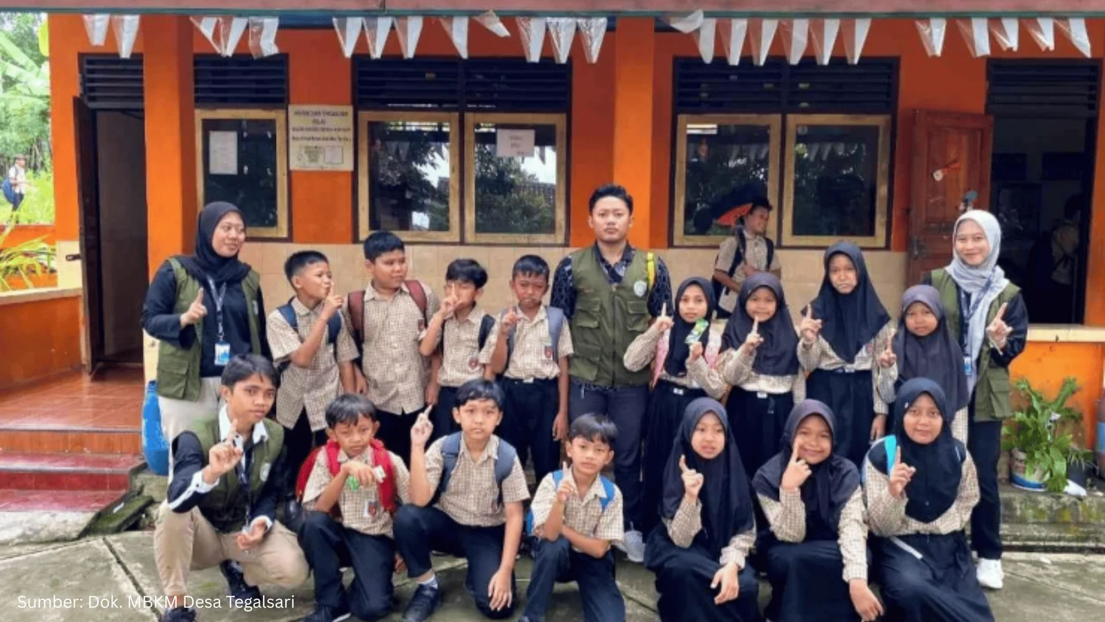 Mahasiswa UNS Kenalkan Geospasial ke Sekolah Dasar