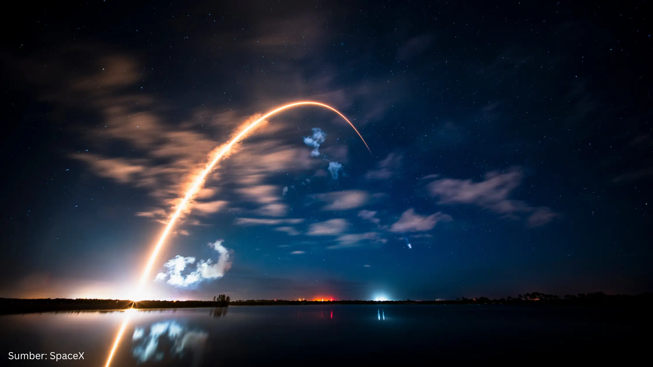 Satelit Starlink Akan Jatuh ke Atmosfer, Alarm bagi Manajemen Lalu Lintas Antariksa