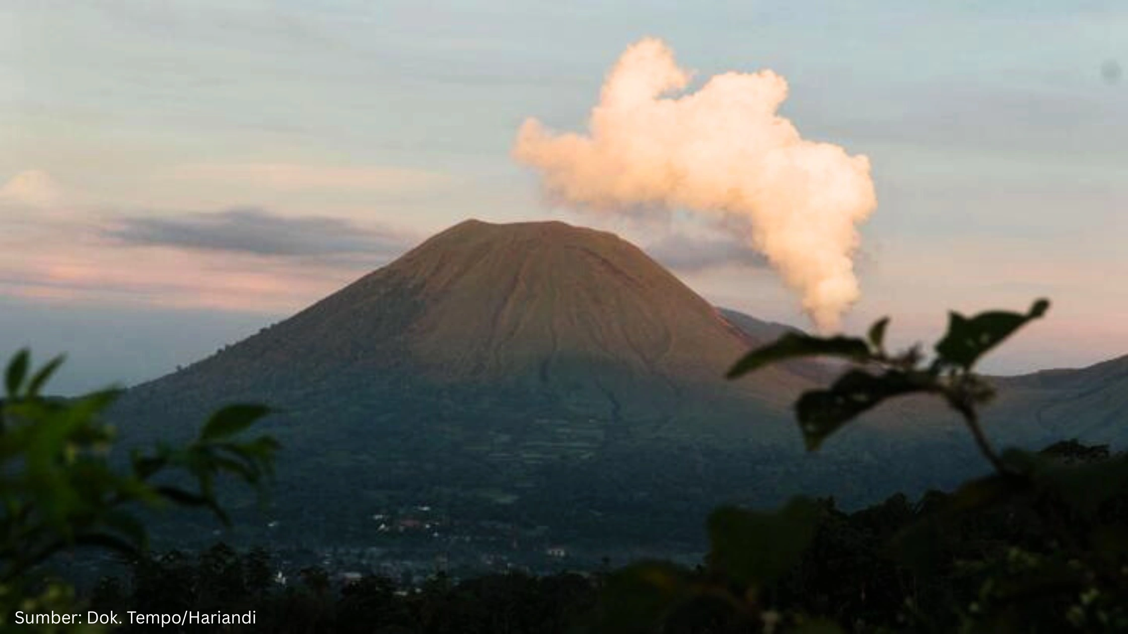 Sinar Api di Gunung Lokon Tunjukkan Pentingnya Teknologi Spasial dalam Memantau Aktivitas Vulkanik