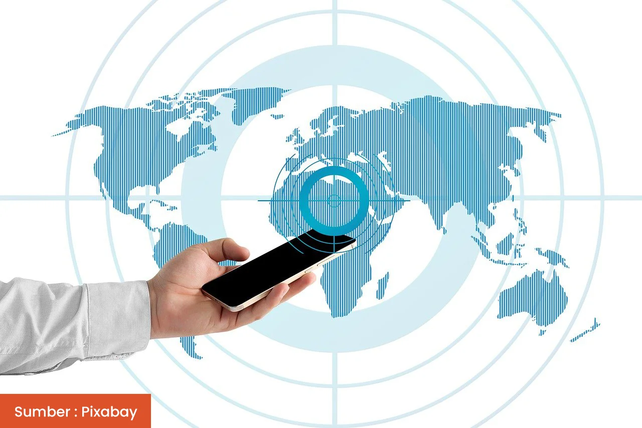SmokeSignal: Aplikasi Deteksi Dini Kebakaran Berbasis Teknologi Geospasial